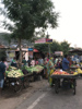 marché local en bordure de route